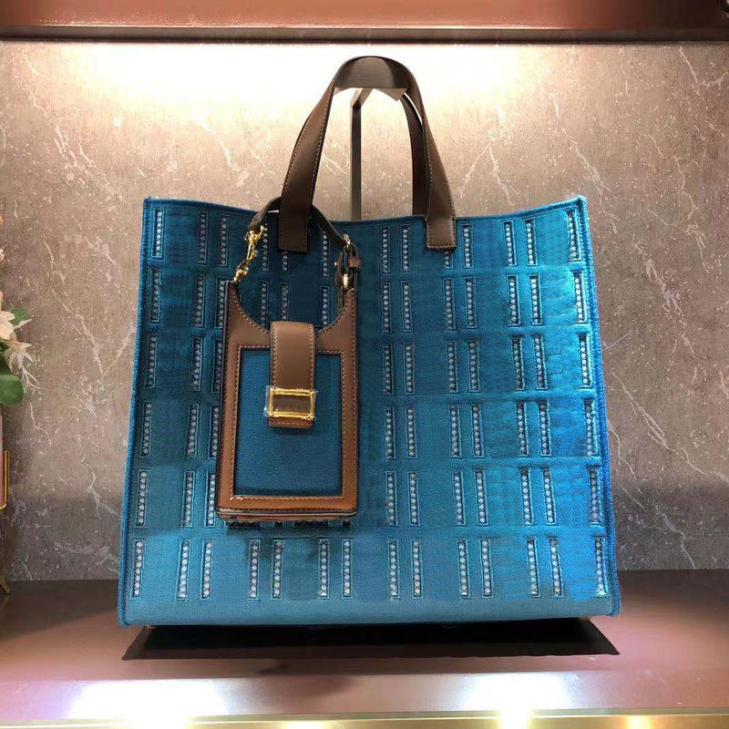 2ps Newest Women Handbag Large Tote Bag F Letter Canvas Cut Out Embroidery With Mini Mobile Phone Bag Detachable Wide Shoulder Strap ff
2ps Newest Women Handbag Large Tote Bag F Letter Canvas Cut Out Embroidery With Mini Mobile Phone Bag Detachable Wide Shoulder Strap ff