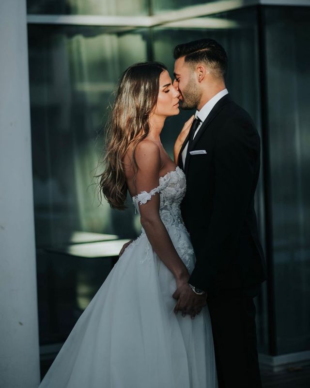 Bohemian Off Shoulder Corset A Line Wedding Dress For Bride Sweetheart Floral Lace Appliques Stylish Long Bridal Dresses Straps Beach Tulle Wedding Go