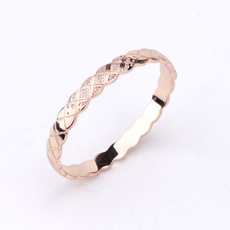 2020 european and american creative check bracelet micro inlaid with zircon versatile womens bracelet bangle mens bracelets jewelry, Black
2020 european and american creative check bracelet micro inlaid with zircon versatile womens bracelet bangle mens bracelets jewelry, Black