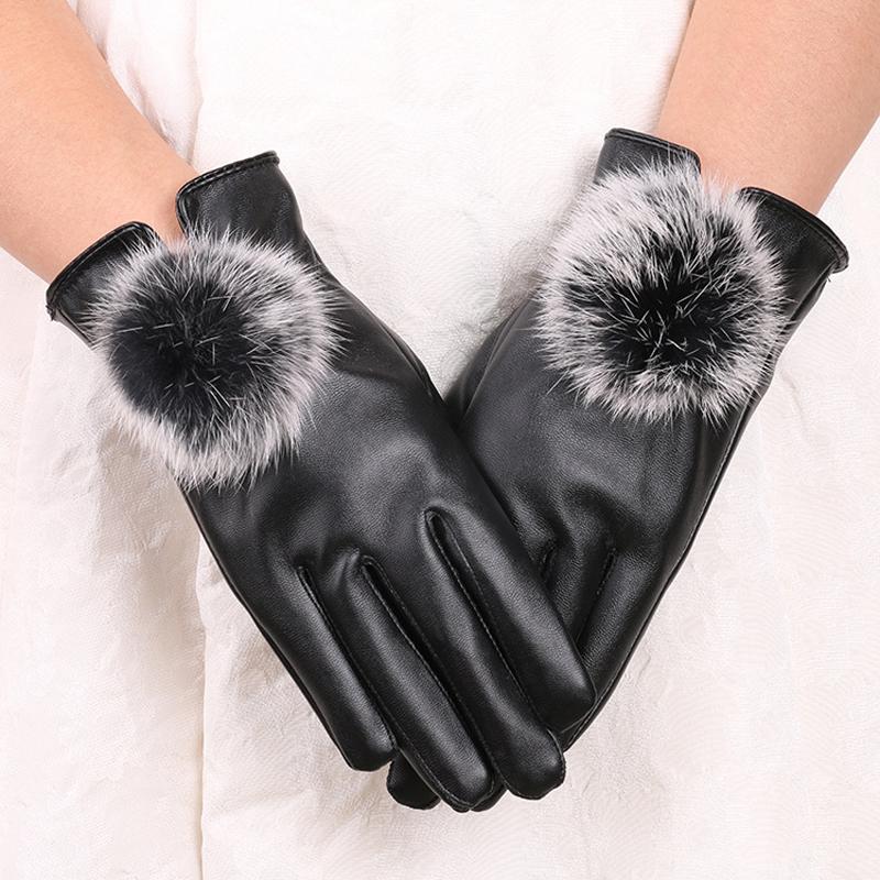 Winter ladies gloves fur ball PU leather gloves driving warm and velvet riding wind and cold touch screen
Winter ladies gloves fur ball PU leather gloves driving warm and velvet riding wind and cold touch screen