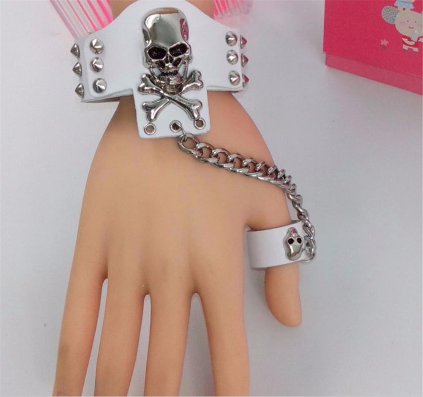 Gothic Punk Wide Tassel Cuff Leather Bracelets Bangle Hip hop Jewelry Rock Spikes Rivet Skeleton Skull Bracelet For women men
Gothic Punk Wide Tassel Cuff Leather Bracelets Bangle Hip hop Jewelry Rock Spikes Rivet Skeleton Skull Bracelet For women men