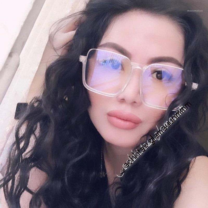 Metal Half Frame Glasses Optical Frames Lady Transparent Glasses Frame Clear Lens Eyewear Blue Light Blocking Spectacles1
Metal Half Frame Glasses Optical Frames Lady Transparent Glasses Frame Clear Lens Eyewear Blue Light Blocking Spectacles1