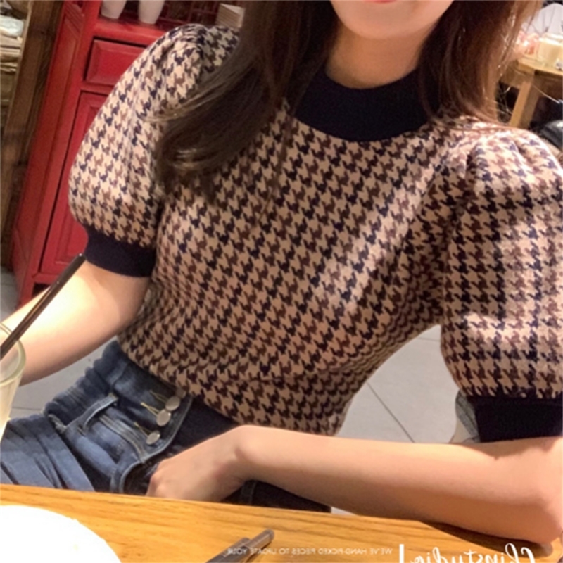 Houndstooth camisola feminina pulver 2020 novo coreano bolha camiseta de manga curta, Brown
Houndstooth camisola feminina pulver 2020 novo coreano bolha camiseta de manga curta, Brown