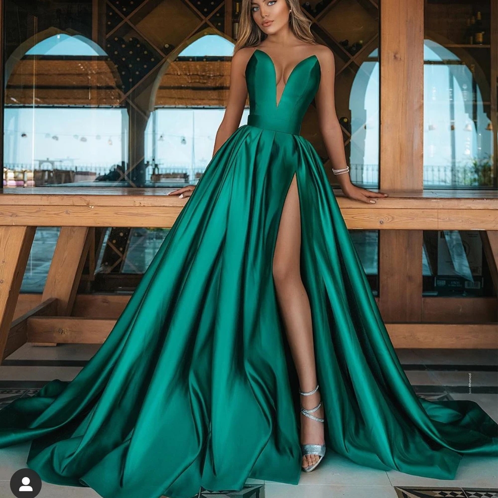 Emerald Green 2021 Prom Dresses A Line Sweetheart Neck Split Front Satin Formal Long Evening Party Gowns A Line Bridesmaid Guest Dress, Black
Emerald Green 2021 Prom Dresses A Line Sweetheart Neck Split Front Satin Formal Long Evening Party Gowns A Line Bridesmaid Guest Dress, Black