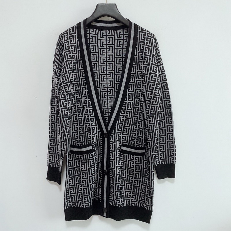 Winter Maxi Cardigan Fende Women Sweater Wool Blended Blouse Women Knitwear Ladies Knitted Top Casual Coat V Neck Cardigan F Wording-2, Hairband
Winter Maxi Cardigan Fende Women Sweater Wool Blended Blouse Women Knitwear Ladies Knitted Top Casual Coat V Neck Cardigan F Wording-2, Hairband