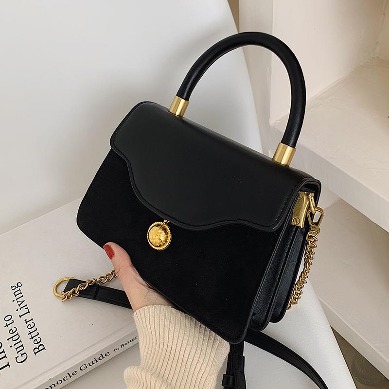 Fashion Brand Retro High-end Handbags 2021 New Fashion Texture Portable Square Bag Wild Chain Messenger Bag, Black
Fashion Brand Retro High-end Handbags 2021 New Fashion Texture Portable Square Bag Wild Chain Messenger Bag, Black