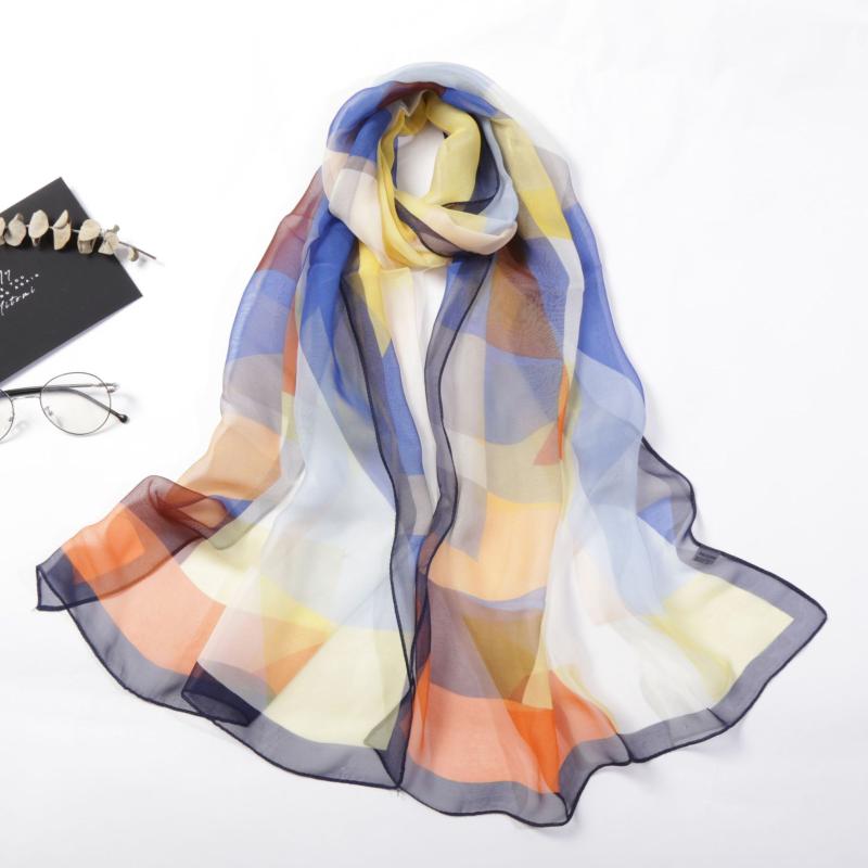 New 2020 Chiffon Scarf Women Fashion Thin Delicate Geometry Print Scarves Sunscreen Bandana Long Shawl Georgette Hijab Wraps
New 2020 Chiffon Scarf Women Fashion Thin Delicate Geometry Print Scarves Sunscreen Bandana Long Shawl Georgette Hijab Wraps