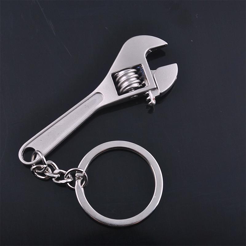 Keychains Mini Wrench Keychain Portable Car Metal Adjustable Universal Spanner For Bicycle Motorcycle Repairing Tools Men Special Gift
Keychains Mini Wrench Keychain Portable Car Metal Adjustable Universal Spanner For Bicycle Motorcycle Repairing Tools Men Special Gift