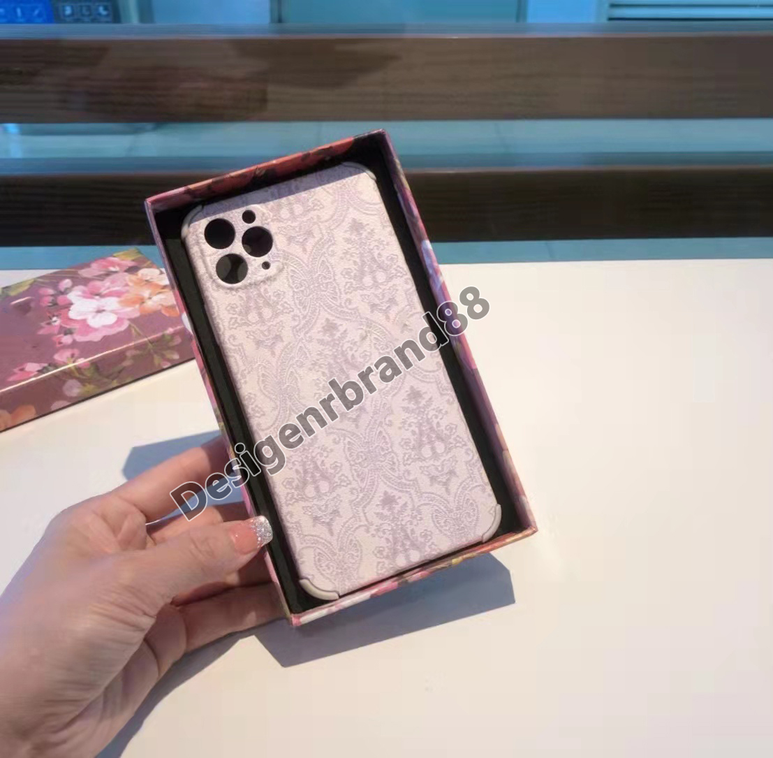 Luxury Designer Cell Phone Cases For 13 Mini Iphone 13/13Pmax 12Pro Max 11/11Pro Xr X/Xs 7/8 Shell Curve Cover Models Fashion Mobile Case Top Creative Protect Shell, Only box
Luxury Designer Cell Phone Cases For 13 Mini Iphone 13/13Pmax 12Pro Max 11/11Pro Xr X/Xs 7/8 Shell Curve Cover Models Fashion Mobile Case Top Creative Protect Shell, Only box