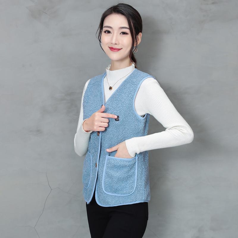 Heated Vest USB Charging Electric Body Warmer Jacket Washable Smart Heated Plush Warm Vest Clothing For Men Women Outdoor Skiing, Black
Heated Vest USB Charging Electric Body Warmer Jacket Washable Smart Heated Plush Warm Vest Clothing For Men Women Outdoor Skiing, Black