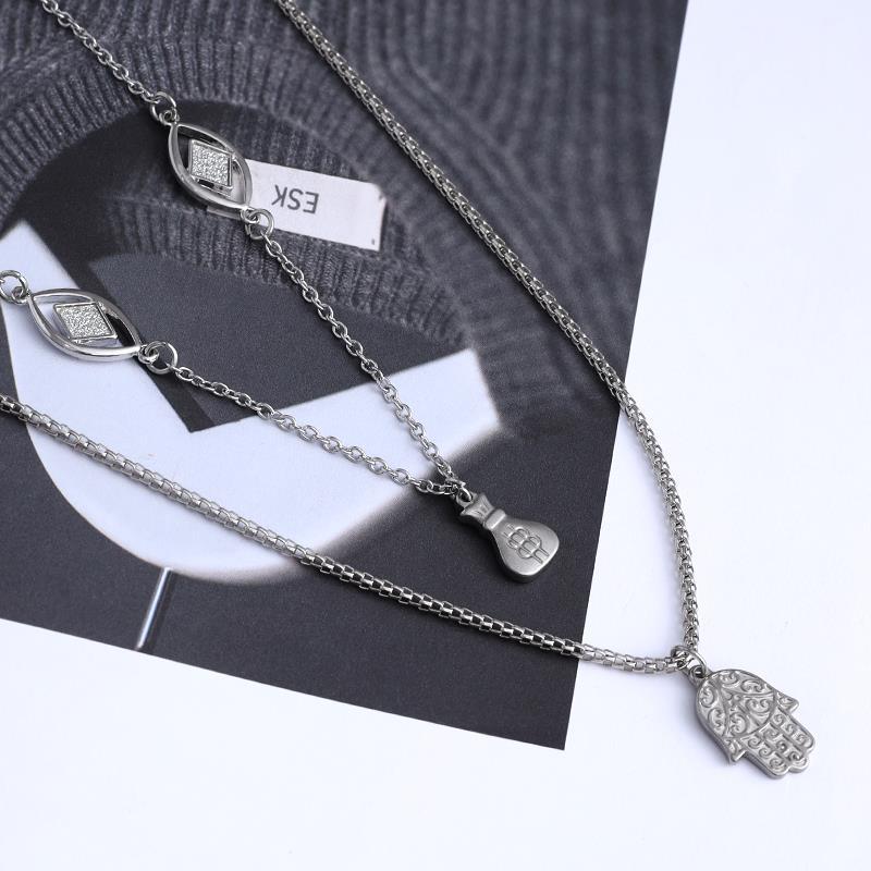 Fashion MulTilayer Necklace & Pendants Vintage Hand Choker Necklace For Women Sliver Collier Party Jewelry
Fashion MulTilayer Necklace & Pendants Vintage Hand Choker Necklace For Women Sliver Collier Party Jewelry