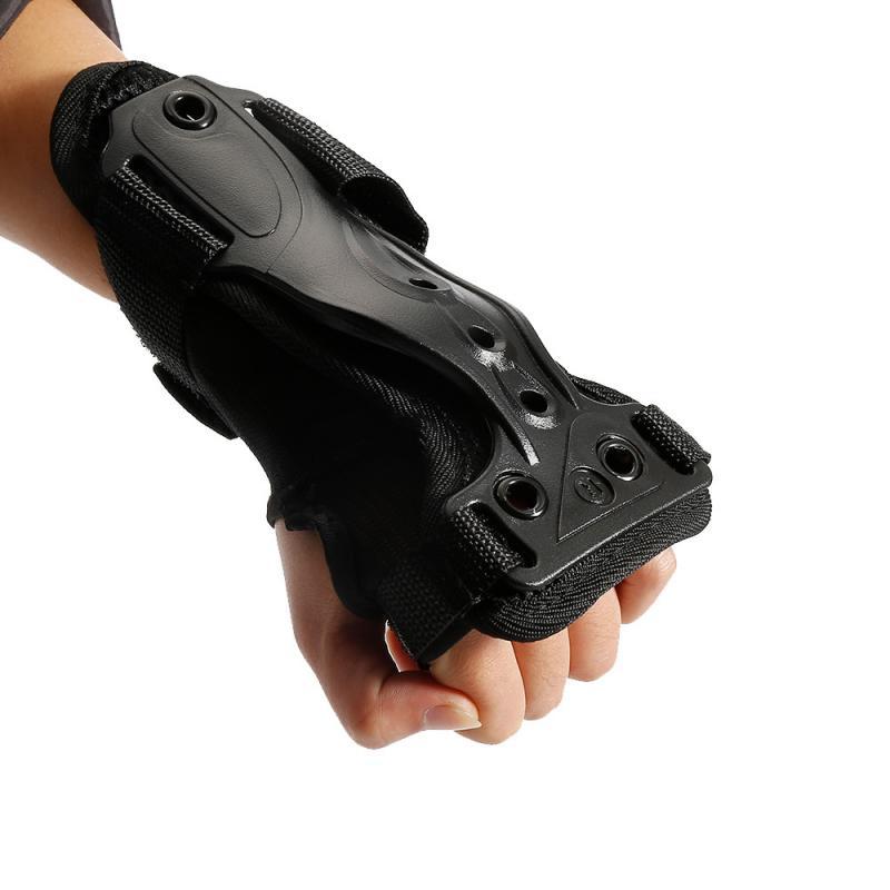 1 Pair Skiing Armfuls Wrist Support Gloves Brace Hand Roller Skate Ski Snowboard Hand Palm Guard 
1 Pair Skiing Armfuls Wrist Support Gloves Brace Hand Roller Skate Ski Snowboard Hand Palm Guard