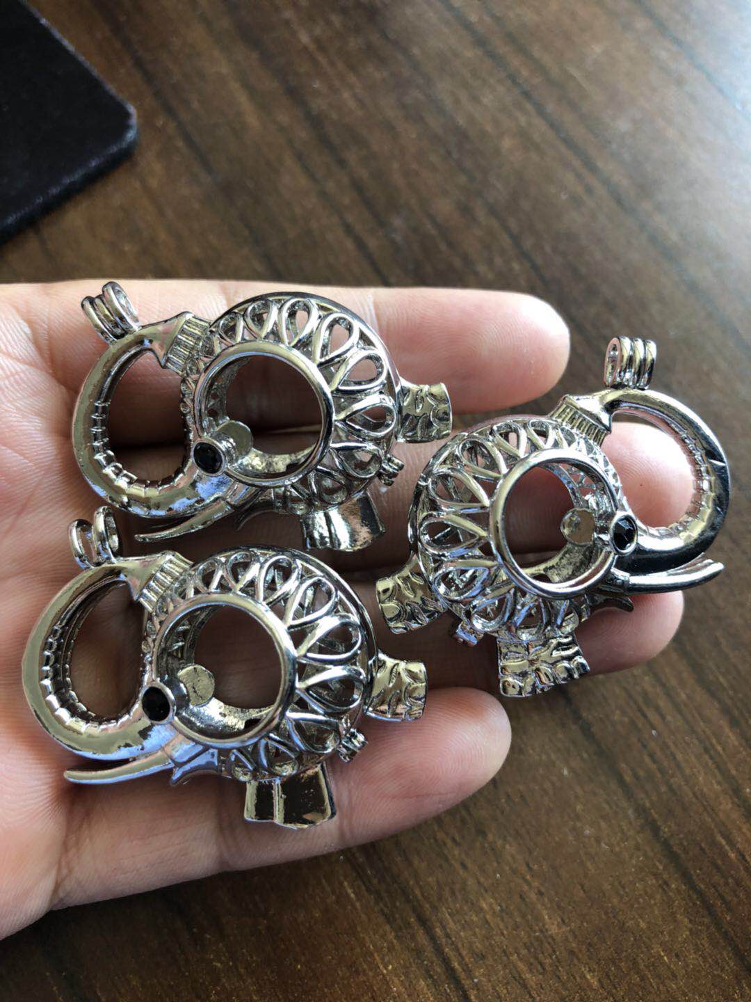 18KGP Silver Love Wish Natural Pearl Cage Pendant Big Locket Cage Pendants For Edison Pearl Fashion Charm Pendants
18KGP Silver Love Wish Natural Pearl Cage Pendant Big Locket Cage Pendants For Edison Pearl Fashion Charm Pendants