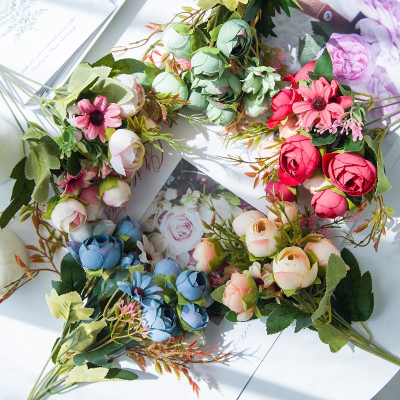 Artificial Flowers Silk Rose Bride Bouquet Christmas Home Decor Vase for Table Setting Wedding Decorative Flower Fake Plants, Blue
Artificial Flowers Silk Rose Bride Bouquet Christmas Home Decor Vase for Table Setting Wedding Decorative Flower Fake Plants, Blue