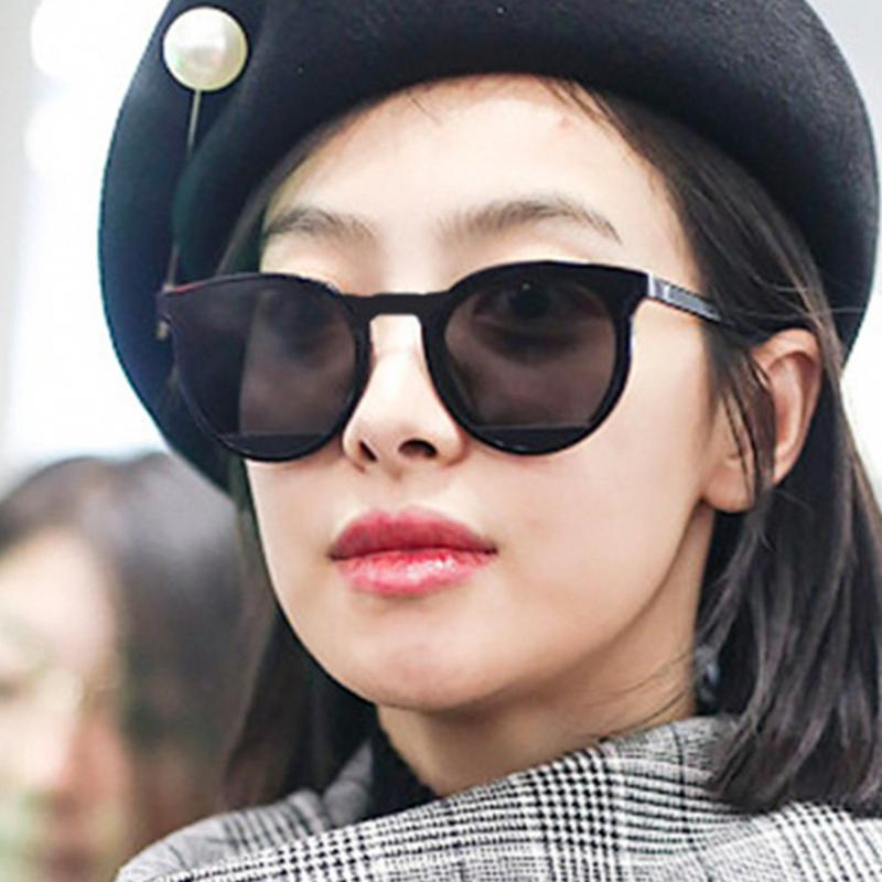 New Arrival 2020 Fashion Sunglasses Women Vintage Metal Eyeglasses Mirror Classic Vintage Feminino UV400
New Arrival 2020 Fashion Sunglasses Women Vintage Metal Eyeglasses Mirror Classic Vintage Feminino UV400