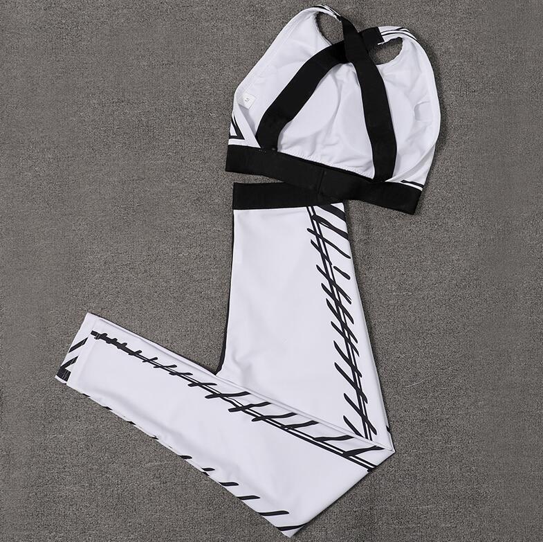 565 New bikini womens designe swimsuit There are three types of high quality swimwear bikinis for women free shitpping
565 New bikini womens designe swimsuit There are three types of high quality swimwear bikinis for women free shitpping