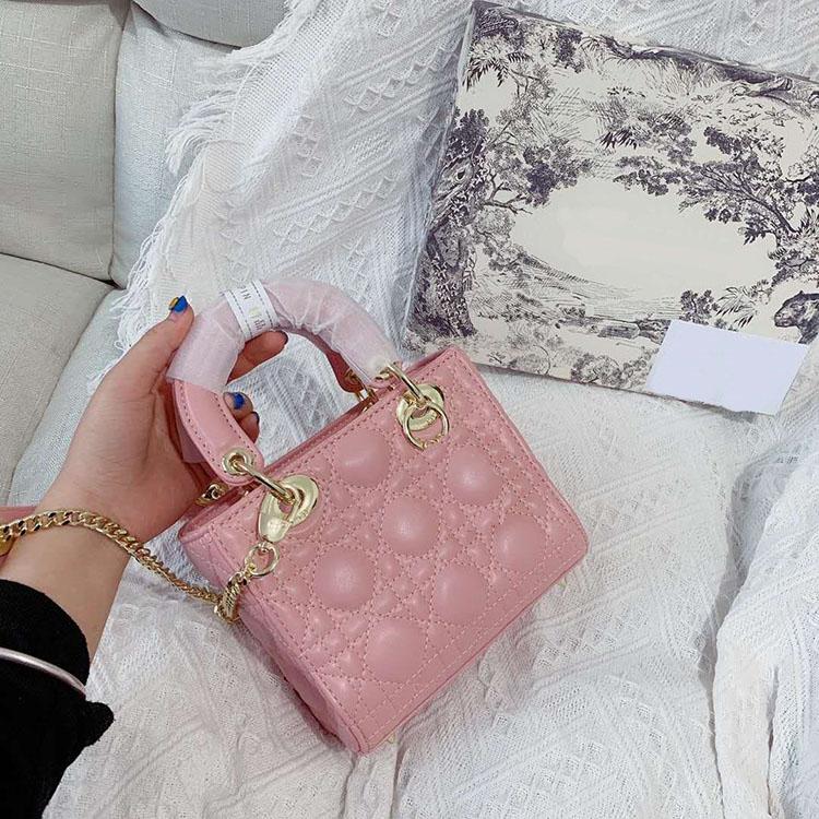Designer Lady Shoulder Bags Messenger Cross Body Bag All-Match Clamshell Leather Letters Crocodiles Mini Party Handbag Totes, Customize
Designer Lady Shoulder Bags Messenger Cross Body Bag All-Match Clamshell Leather Letters Crocodiles Mini Party Handbag Totes, Customize