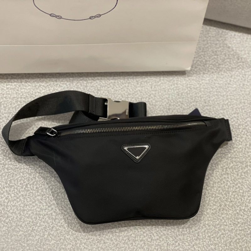 Top Quality Men Fashion Waist Bag Black Nylon Cross Body Bags Mens Handbag Gentleman Business Tote Purse Wallet handbags designers purses, Black with logo
Top Quality Men Fashion Waist Bag Black Nylon Cross Body Bags Mens Handbag Gentleman Business Tote Purse Wallet handbags designers purses, Black with logo