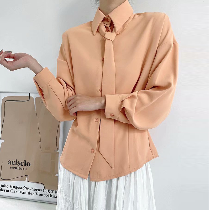 2021 New Women Spring Autumn Tops Solid Long-sleeved Vintage Turn Down Collar Lady Fashion Outerwear Single-breasted Shirts Kl2u
2021 New Women Spring Autumn Tops Solid Long-sleeved Vintage Turn Down Collar Lady Fashion Outerwear Single-breasted Shirts Kl2u