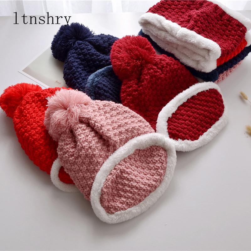 2020 Winter knitted Beanies Hats Women Thick Warm Beanie Skullies Hat Female knit Letter Bonnet Beanie Caps Outdoor Riding Sets
2020 Winter knitted Beanies Hats Women Thick Warm Beanie Skullies Hat Female knit Letter Bonnet Beanie Caps Outdoor Riding Sets