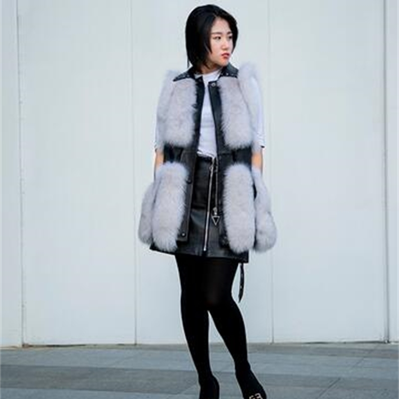 Skin Natural Long Female Waistcoat Winter Jacket Lady Fox Fashion Vest Rivet Fur Sheepskin 1u7j, Royal blue.
Skin Natural Long Female Waistcoat Winter Jacket Lady Fox Fashion Vest Rivet Fur Sheepskin 1u7j, Royal blue.