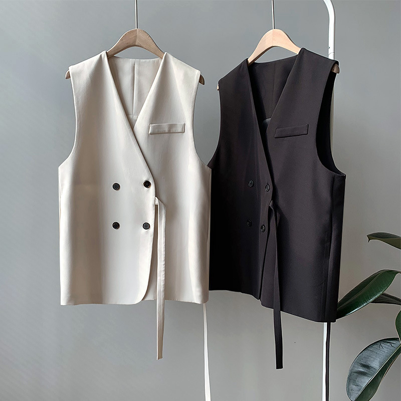 New 2021 Spring V-neck Drouble Button Vintage Lace-up Design All Match Vest Casual Women Thin Coat R7m8, Beige
New 2021 Spring V-neck Drouble Button Vintage Lace-up Design All Match Vest Casual Women Thin Coat R7m8, Beige