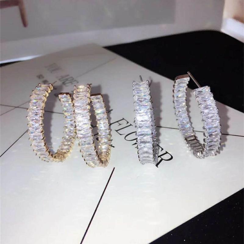 Trendy fashion ear ring for women Korean Fashion Beautiful Earrings Wedding Bridal Party Jewelry Dress Up
Trendy fashion ear ring for women Korean Fashion Beautiful Earrings Wedding Bridal Party Jewelry Dress Up