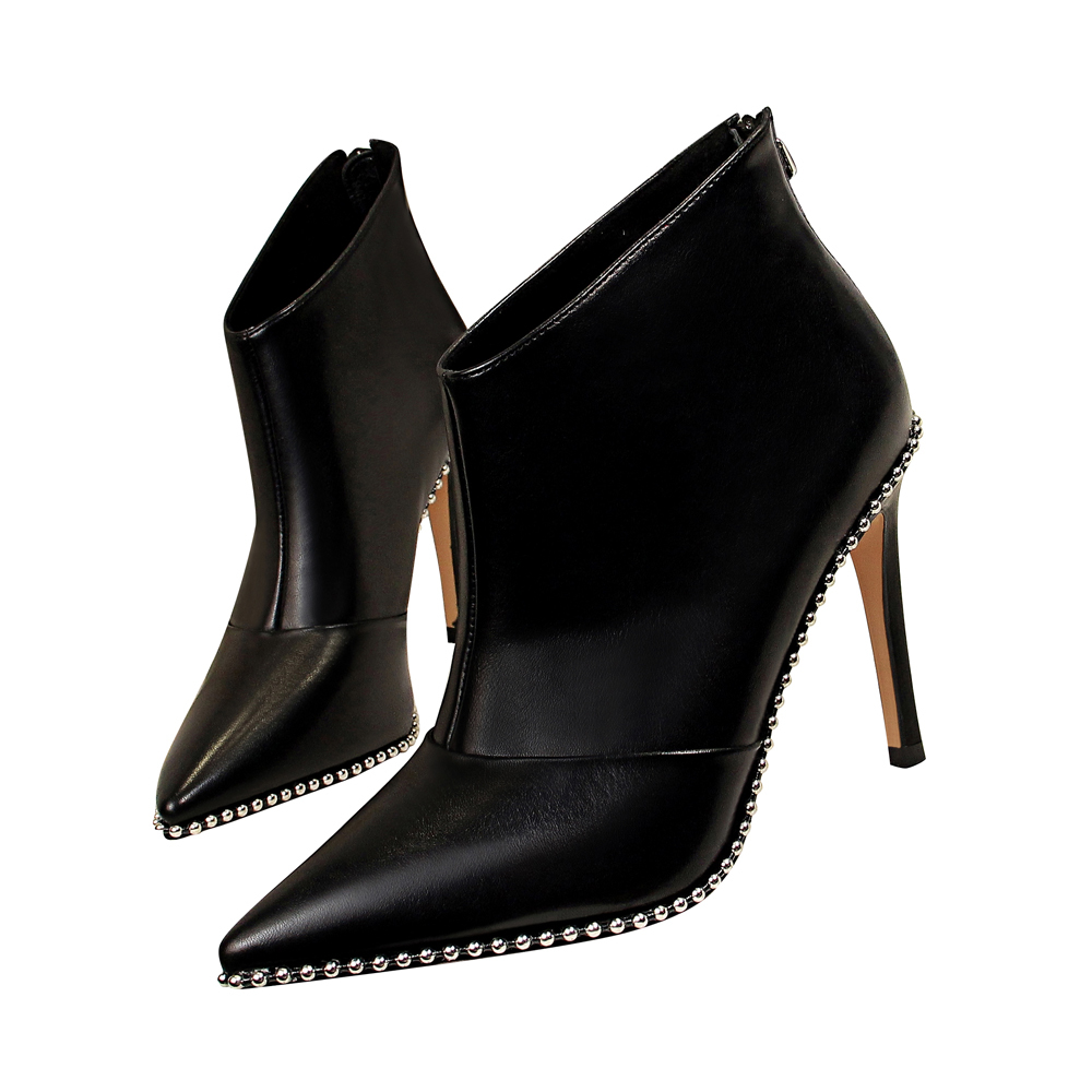 2020 Zipper in Crooked Women's Squeeze Finger Tip Point Shoes Fine Winter Boots Short Leather Boot XQKW, Suede
2020 Zipper in Crooked Women's Squeeze Finger Tip Point Shoes Fine Winter Boots Short Leather Boot XQKW, Suede