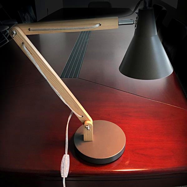 Hot sale Alightup Classical Mini Fashion Frosted Metal Lampshade and Wooden Bracket Texture Study Table Lamp with Light Source US Plug
Hot sale Alightup Classical Mini Fashion Frosted Metal Lampshade and Wooden Bracket Texture Study Table Lamp with Light Source US Plug