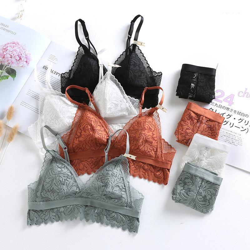 New Summer Ultra-thin Lace Underwear Women Wire-Free Bra Set Sexy Triangle Cup Push Up Bras Comfortable France Brand Lingerie1, Black
New Summer Ultra-thin Lace Underwear Women Wire-Free Bra Set Sexy Triangle Cup Push Up Bras Comfortable France Brand Lingerie1, Black