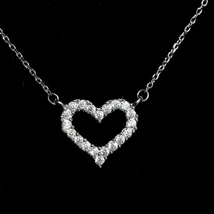 New Concise Style Silver Necklace Full Diamond Love Heart Necklace Female Love Zircon Pendant One Chain Silver Necklace Short Clavicle Chain
New Concise Style Silver Necklace Full Diamond Love Heart Necklace Female Love Zircon Pendant One Chain Silver Necklace Short Clavicle Chain