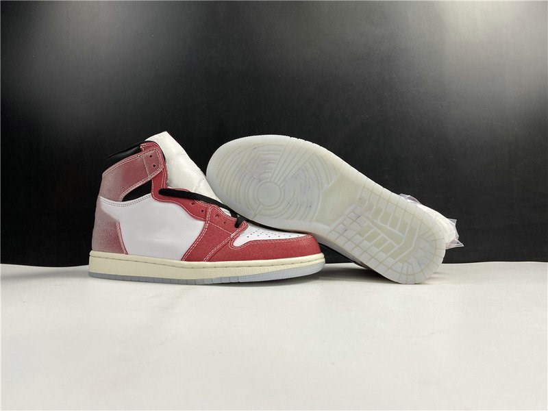 Limited Edition 1 High OG Chicago Basketball Designer Shoes White Varsity Red Sail Black Fashion Sport Sneakers Good Quality Come With Box
Limited Edition 1 High OG Chicago Basketball Designer Shoes White Varsity Red Sail Black Fashion Sport Sneakers Good Quality Come With Box