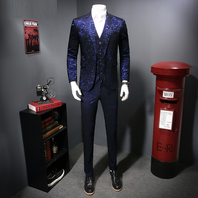 2020 Male Jacquard Party Dress Tuxedo Hombre Printed Men's Wedding Burgundy Three Suit Suits Pys5, Black blazer andpant.
2020 Male Jacquard Party Dress Tuxedo Hombre Printed Men's Wedding Burgundy Three Suit Suits Pys5, Black blazer andpant.