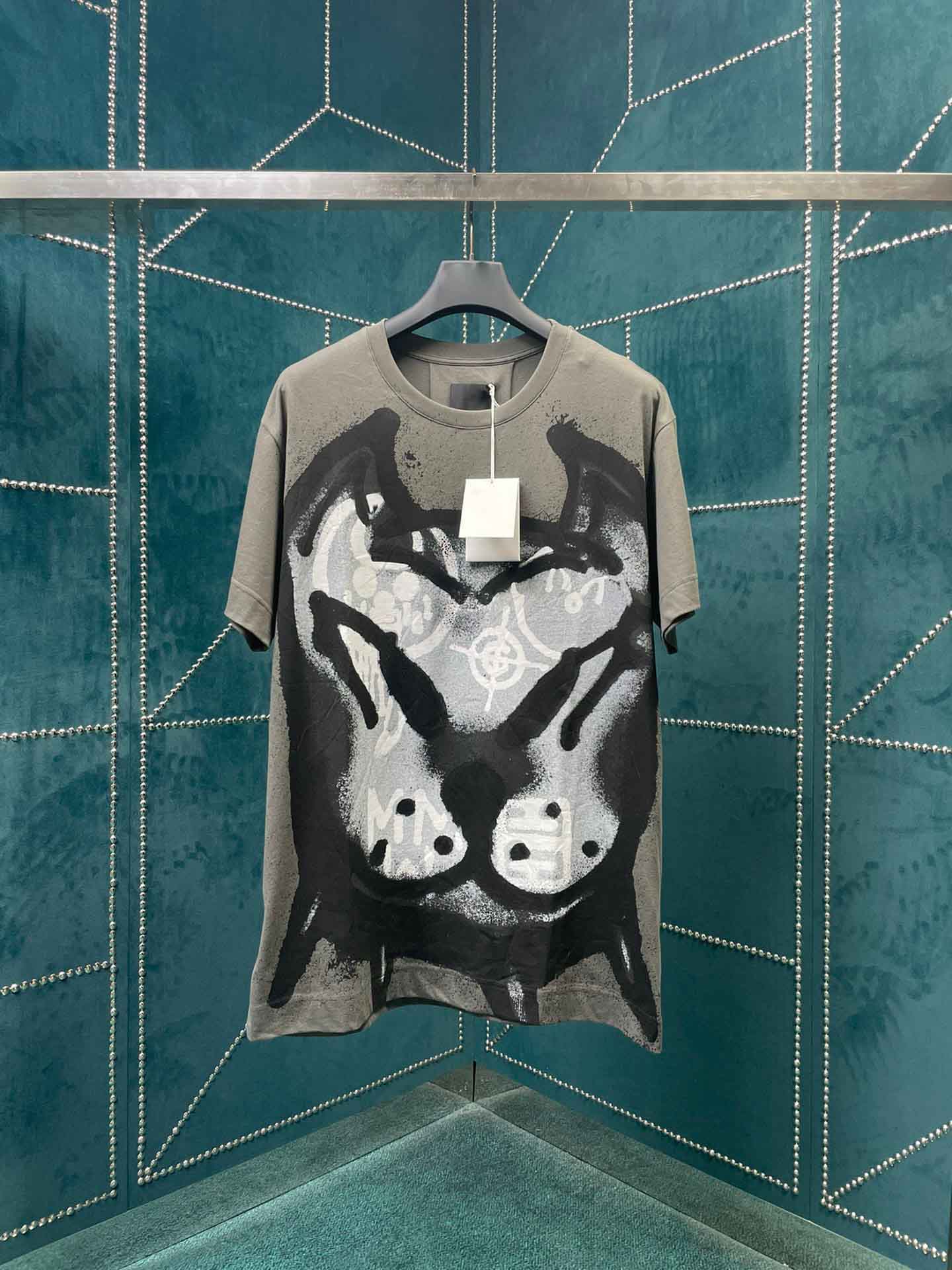 2022ss sea newspaper printing series, Peugeot saddle pocket with silver hardware accessories, customized Organza rib,01 transparent efp
2022ss sea newspaper printing series, Peugeot saddle pocket with silver hardware accessories, customized Organza rib,01 transparent efp