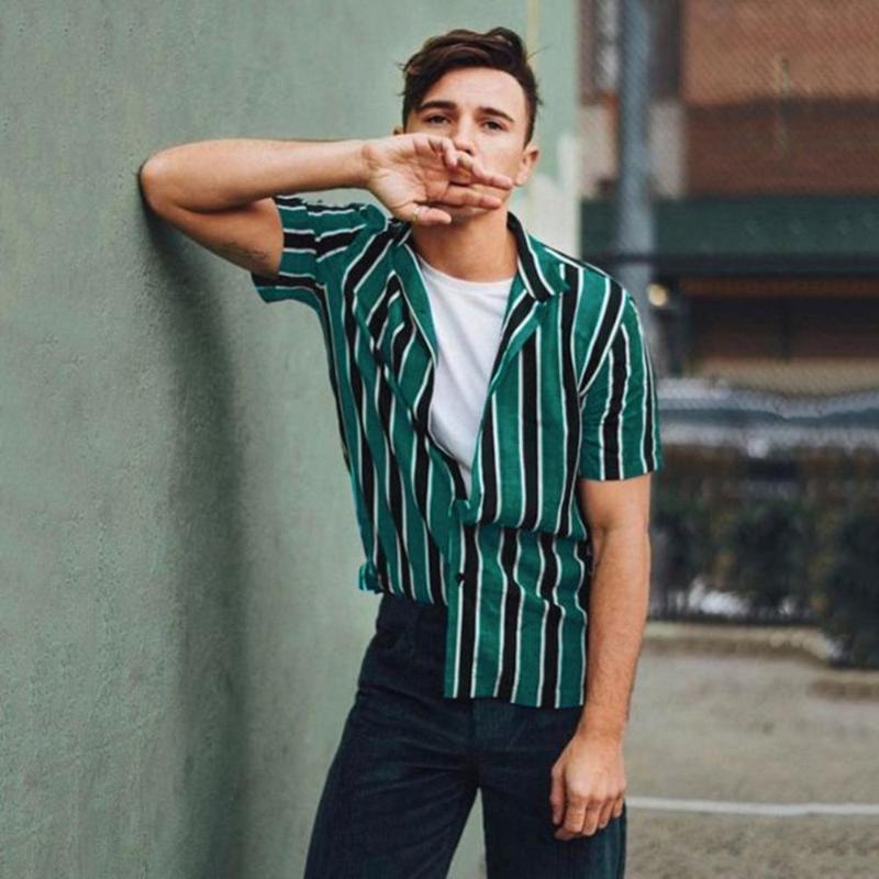 Men's Summer Button Hawaii stripped Beach Pocket shirt male Short Sleeve Quick Retro Top holiday Blouses Clothes blue fashion, Green
Men's Summer Button Hawaii stripped Beach Pocket shirt male Short Sleeve Quick Retro Top holiday Blouses Clothes blue fashion, Green