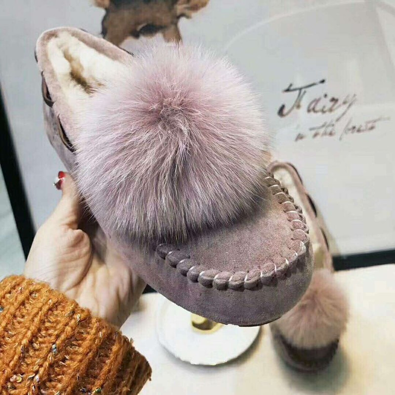 Genuine female 2020 real sheep skin classic snow boots for women's winter shoes, Blue.
Genuine female 2020 real sheep skin classic snow boots for women's winter shoes, Blue.