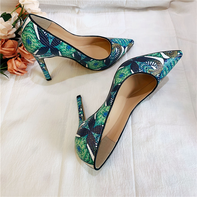 of Free Shipment Fashion Women Green Lady Printed Bombs Charge Toe Pointy Size33-43 12 10 8 Cm Stiletto High Heels Hn77, 35
of Free Shipment Fashion Women Green Lady Printed Bombs Charge Toe Pointy Size33-43 12 10 8 Cm Stiletto High Heels Hn77, 35