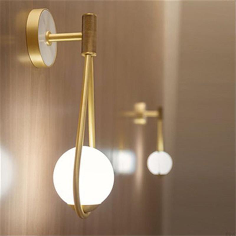 Nordic Creative Metal Water Droplets Wall Lamp Modern Creative Warm Bedroom White Glass Wall Sconce Lamp
Nordic Creative Metal Water Droplets Wall Lamp Modern Creative Warm Bedroom White Glass Wall Sconce Lamp