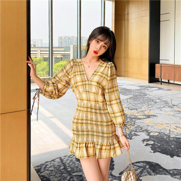 2020 large size women' dress super Fairy Forest waistband shows thin temperament with hip V-neck Plaid Dress, Yellow
2020 large size women' dress super Fairy Forest waistband shows thin temperament with hip V-neck Plaid Dress, Yellow