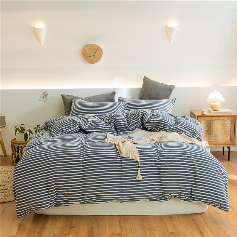 Sheet+Duvet Cover+Pillowcase Set King Japan Style Warm Winter Flannel Bedclothes Grid Stripe Soft Fleece Bedspread Home Textile, Middle grid
Sheet+Duvet Cover+Pillowcase Set King Japan Style Warm Winter Flannel Bedclothes Grid Stripe Soft Fleece Bedspread Home Textile, Middle grid