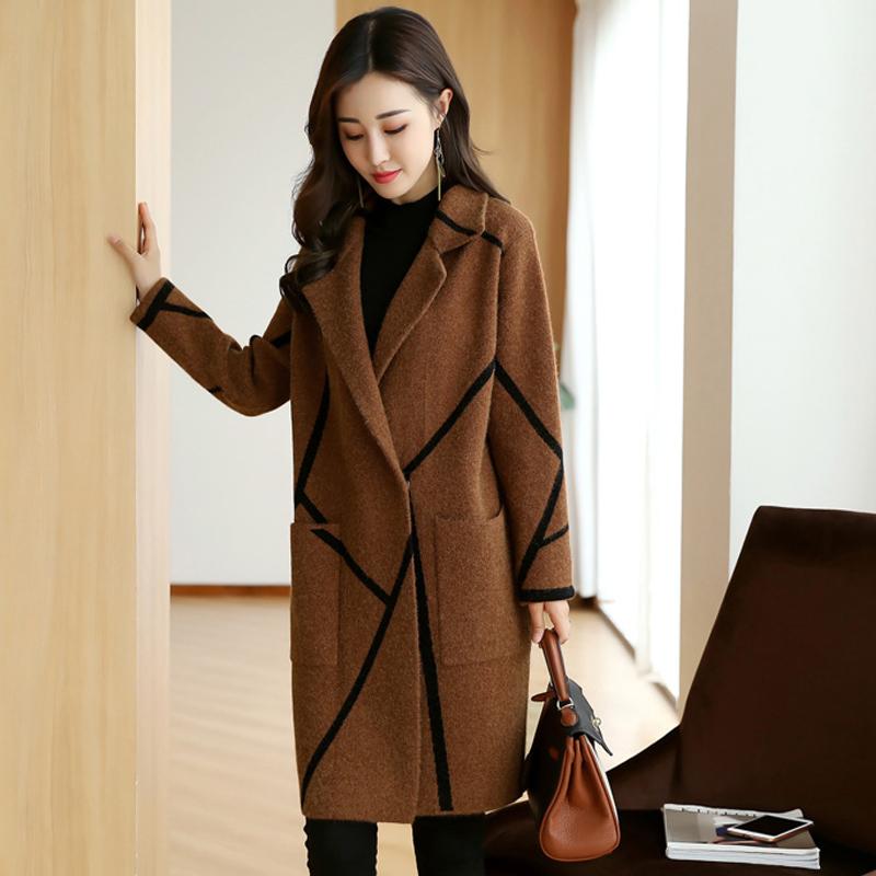 2020 New Stripe Woolen Women Coats Mid-Length Covered Button Turn-Down Collar Big Pocket Fashion Women Jackets Spring Autumn, Brown
2020 New Stripe Woolen Women Coats Mid-Length Covered Button Turn-Down Collar Big Pocket Fashion Women Jackets Spring Autumn, Brown