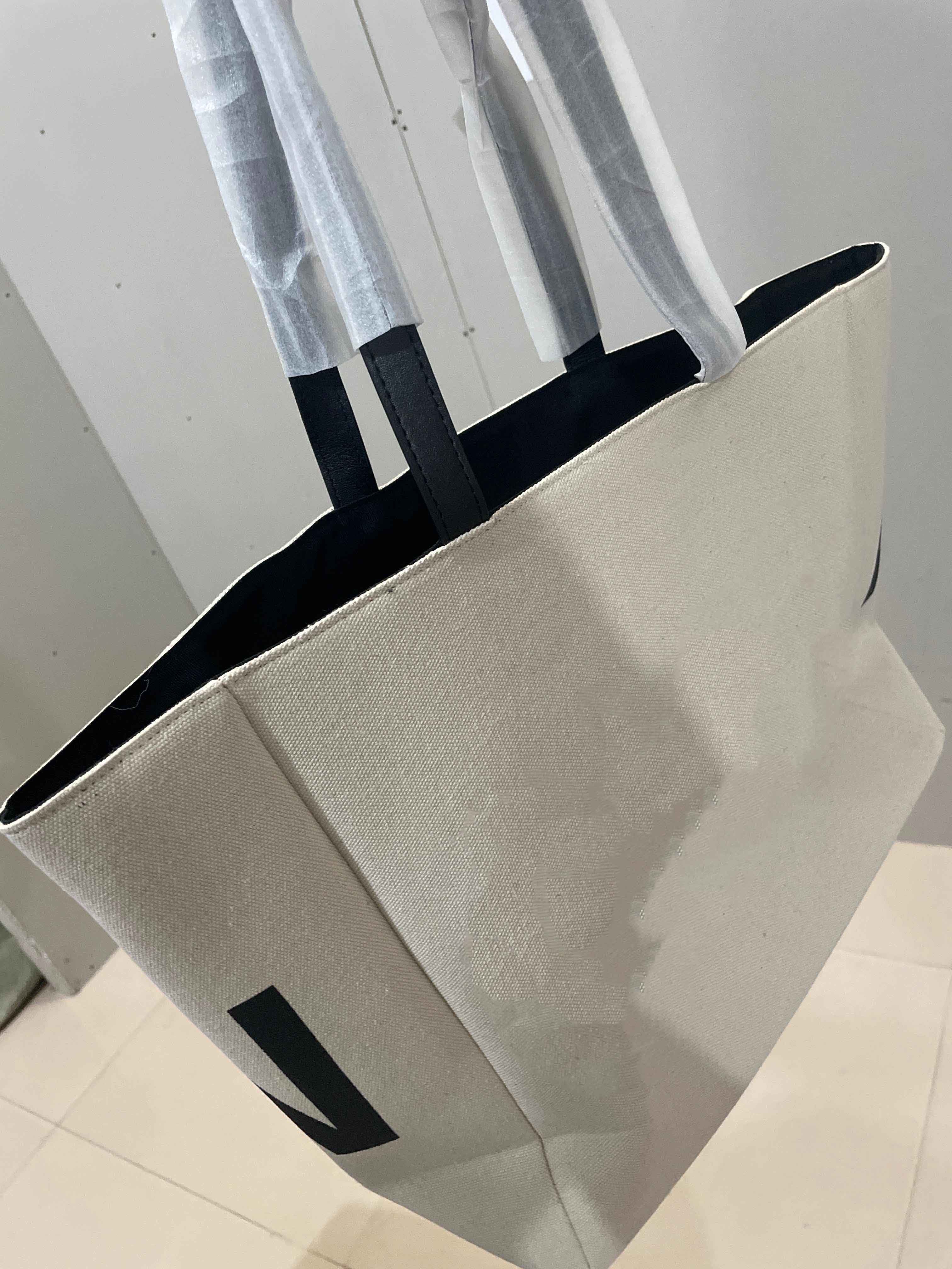 Fashion All-Match Bucket Bag Simple Style Shoulder Women Handbags Female Bag Casual CFY2005078, Big white
Fashion All-Match Bucket Bag Simple Style Shoulder Women Handbags Female Bag Casual CFY2005078, Big white