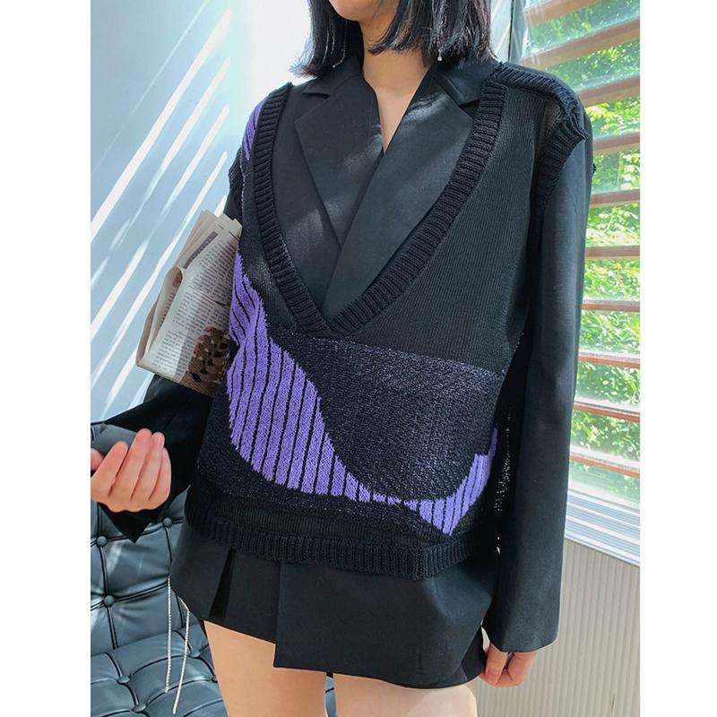 12.1 High end quality 2020 winter new fashion vests knitted spliced false two suit long sleeve retro casual blazer jacket women, Black
12.1 High end quality 2020 winter new fashion vests knitted spliced false two suit long sleeve retro casual blazer jacket women, Black