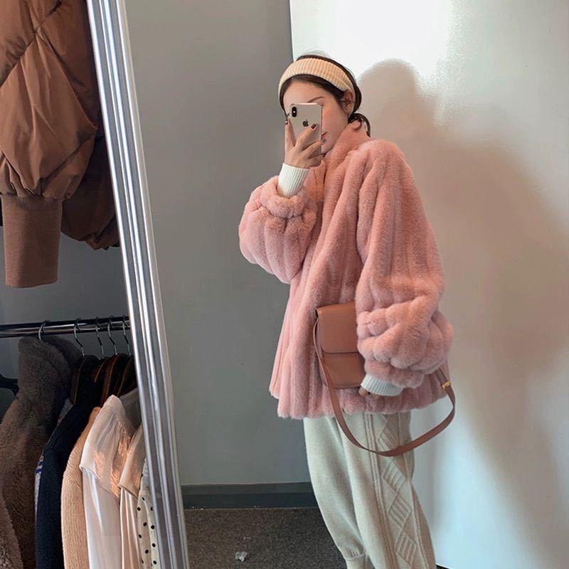 Women 2021 Autumn Winter Fashion Stand Collar Thick Coats Female Loose Fake Outwears Ladies Warm Faux Fur Jackets Q547, Green
Women 2021 Autumn Winter Fashion Stand Collar Thick Coats Female Loose Fake Outwears Ladies Warm Faux Fur Jackets Q547, Green
