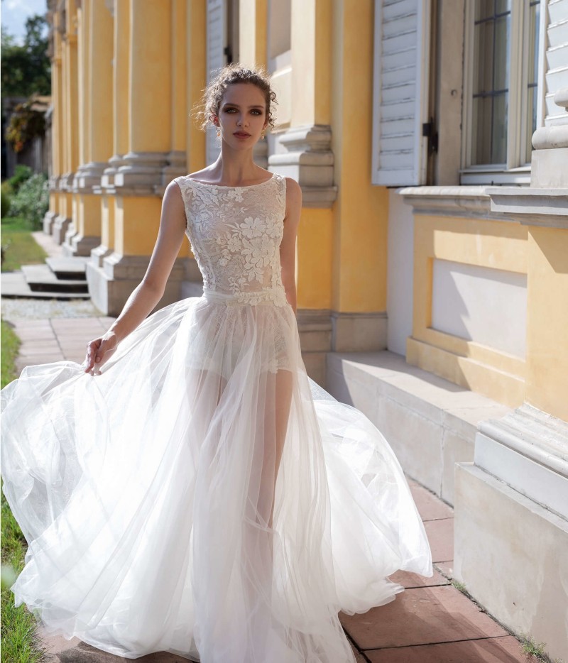 Lace Stylish Backless Wedding Dresses Bateau Neck A E Appliqued Side Split Bridal Gowns Tulle Sweep Train Robe De Mari E