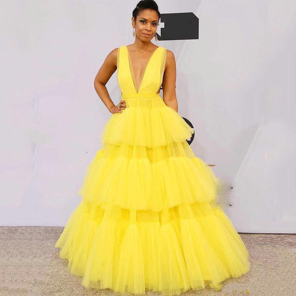 Red Carpet Prom Yellow Evening Dresses Deep V Neck Tulle Vestidos De Fiesta Tiered Cutaway Sides Cheap Party Dress P20 0510