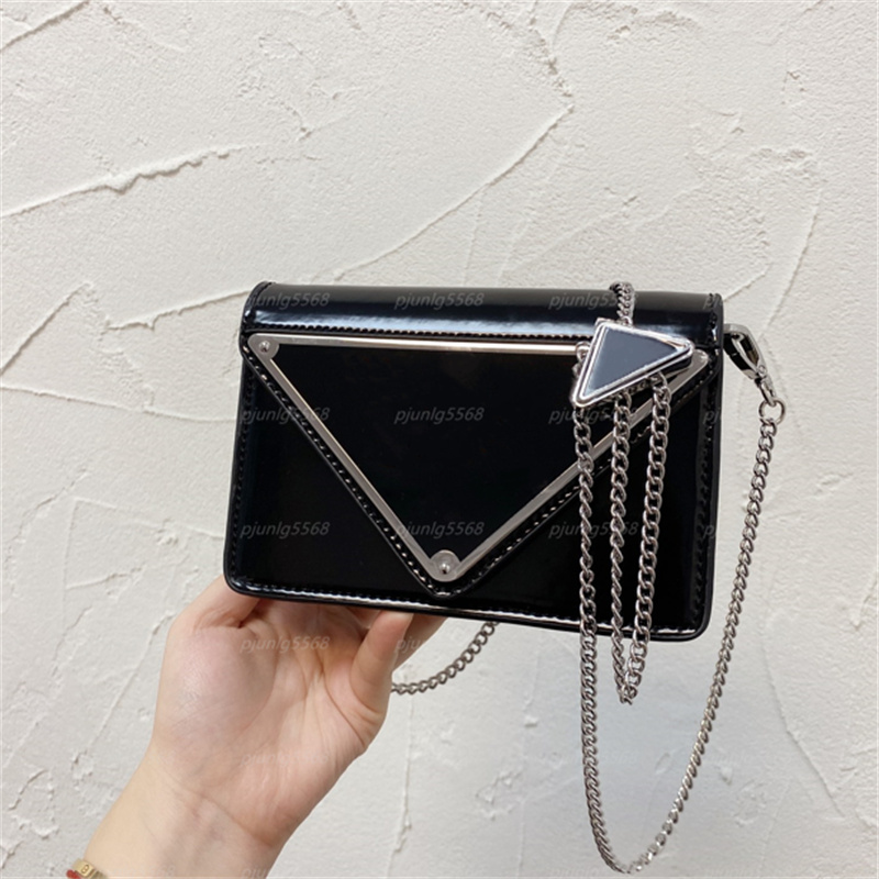 5A Designer Shoulder Bags triangular Chain Handbag women's double flap women handbag wallet cross handbag designer personalized fashion makeup bag, Size:17x9.5x3.5
5A Designer Shoulder Bags triangular Chain Handbag women's double flap women handbag wallet cross handbag designer personalized fashion makeup bag, Size:17x9.5x3.5
