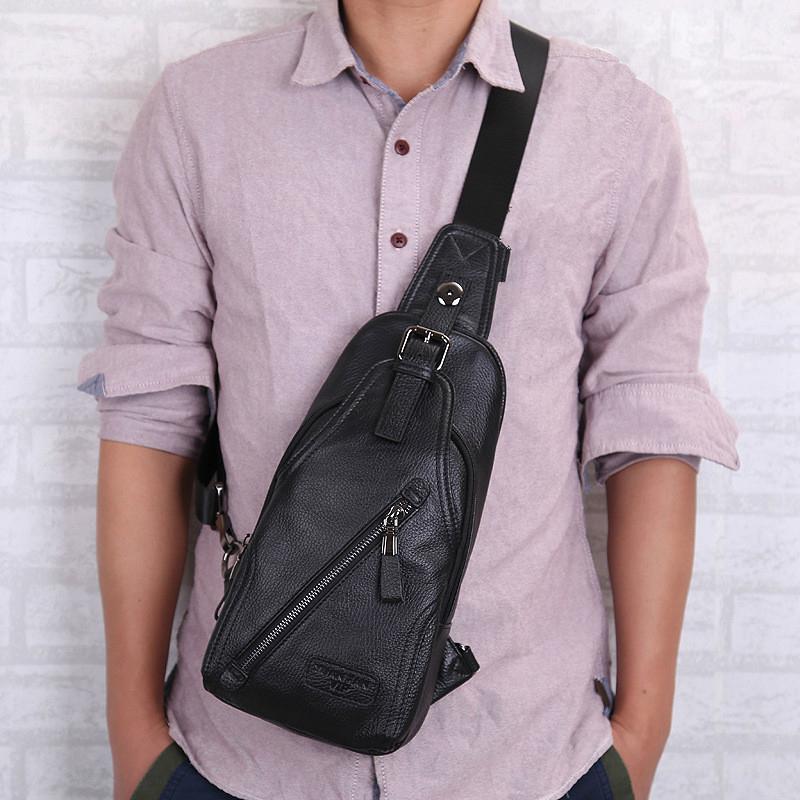 100% Genuine Leather Men's Chest Bag Designer Messenger Bag Male Travel Crossbody Man Shoulder Retro Belt Functional1, Black
100% Genuine Leather Men's Chest Bag Designer Messenger Bag Male Travel Crossbody Man Shoulder Retro Belt Functional1, Black