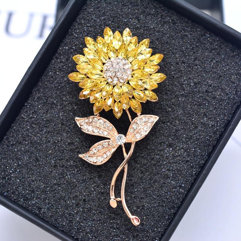 Pins, Brooches Sunflower Jewelry Enamel Pins Crystal For Women Fashion Dress Coat Accessories Gifts Brooch
Pins, Brooches Sunflower Jewelry Enamel Pins Crystal For Women Fashion Dress Coat Accessories Gifts Brooch