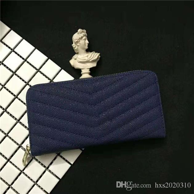 1379A Luxury designers hold wallets in y-shaped quilted leather and high quality leather bags in a variety of colors
1379A Luxury designers hold wallets in y-shaped quilted leather and high quality leather bags in a variety of colors